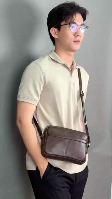 Túi Đeo Chéo Da Bò Cao Cấp Dáng Ngang. Mua bán Túi xách tại Quận Bình Tân Tp Hồ Chí Minh được đăng bởi Nguyễn Bình Minh hình 1