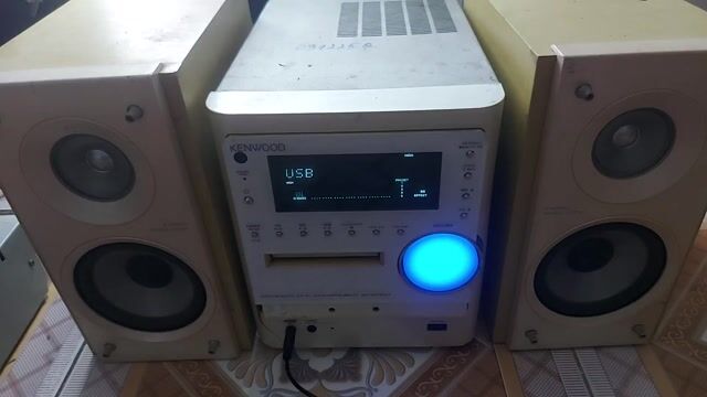 Dàn âm thanh mini Kenwood kèm cục đổi nguồn. Mua bán Tivi, Âm thanh tại Quận Thanh Xuân Hà Nội được đăng bởi Mr Tuyến hình 1