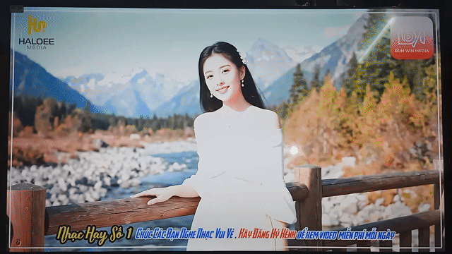 Tivi Coocaa 55S3U Pro. Mua bán Tivi, Âm thanh tại Quận Bình Tân Tp Hồ Chí Minh được đăng bởi Thái Đen hình 1