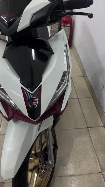 Honda Click Thái Trắng đỏ Xe lướt. Mua bán Xe máy tại Quận Phú Nhuận Tp Hồ Chí Minh được đăng bởi pham van vu hình 1