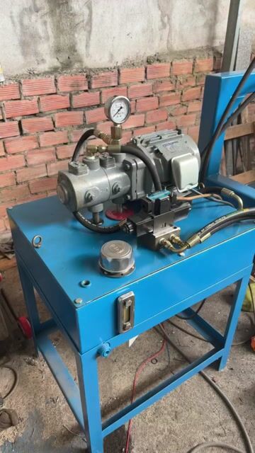 Máy ép thủy lực chẻ củi bằng thép. Mua bán Đồ chuyên dụng, Giống nuôi trồng tại Thành phố Biên Hòa Đồng Nai được đăng bởi CTY TNHH TM DV THIẾT BỊ MÁY ÉP THỦY LỰC TOÀN GIA PHÁT hình 1