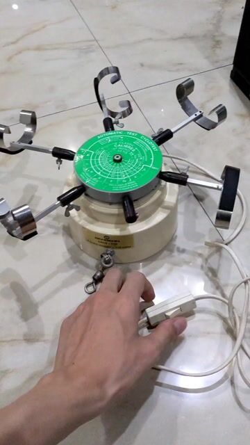 Máy lên cót đồng hồ đeo tay Bergeon Thụy Sĩ. Mua bán Phụ kiện thời trang khác tại Quận Hải Châu Đà Nẵng được đăng bởi Lee Min Ho Đà Nẵng hình 1