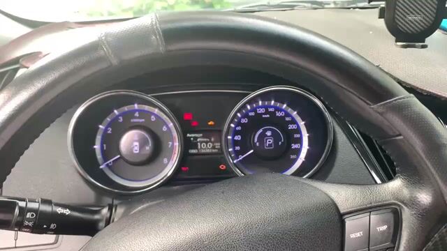 Hyundai Sonata 2010 màu trắng, 5 chỗ, xăng. Mua bán Ô tô tại Huyện Quảng Xương Thanh Hóa được đăng bởi Thu Hương Trịnh hình 1