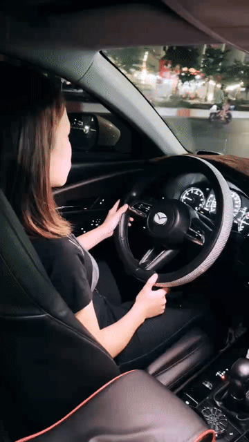 Mazda CX-30 2021 2.0 Luxury - 28000 km. Mua bán Ô tô tại Quận Hoàng Mai Hà Nội được đăng bởi Minh hình 1