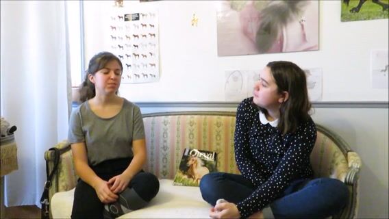 MONITRICE D'EQUITATION