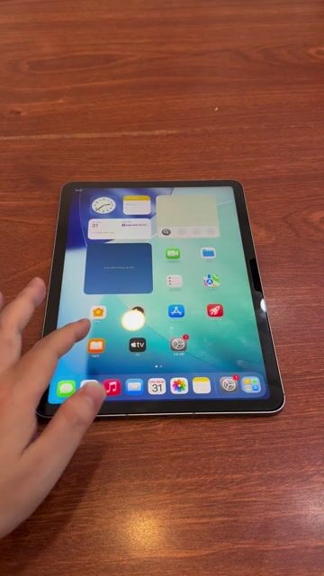 Apple iPad Air M2 11 inch 128GB WIFI + 5G. Mua bán Máy tính bảng tại Quận Tân Bình Tp Hồ Chí Minh được đăng bởi Minh Tuấn hình 1