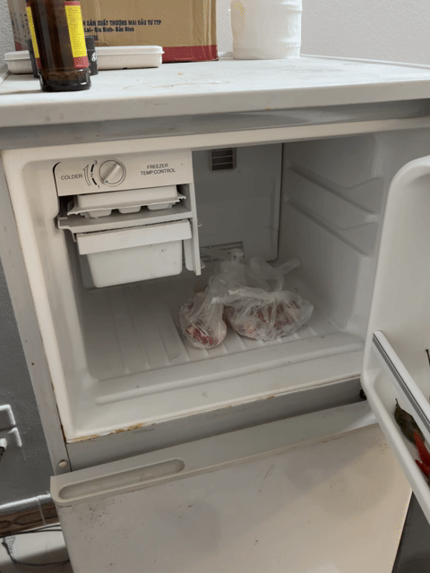 Tủ lạnh 170l còn sử dụng tốt. Mua bán Tủ lạnh tại Quận Thanh Xuân Hà Nội được đăng bởi Lê Thành hình 1
