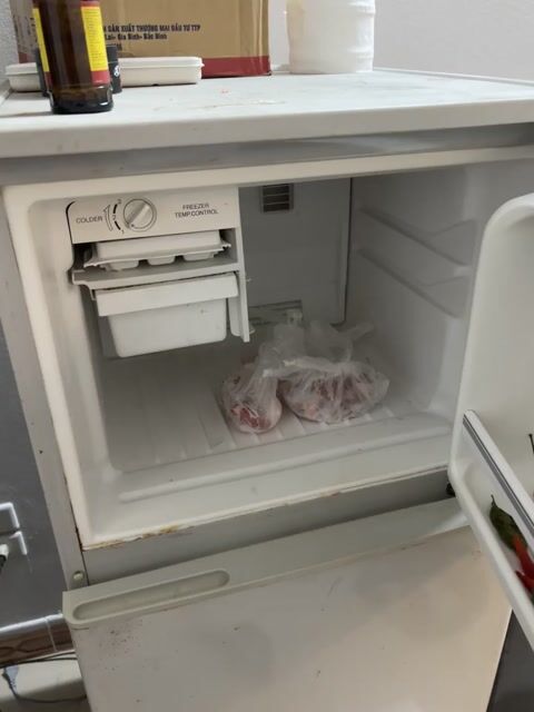 Tủ lạnh 170l còn sử dụng tốt. Mua bán Tủ lạnh tại Quận Thanh Xuân Hà Nội được đăng bởi Lê Thành hình 1