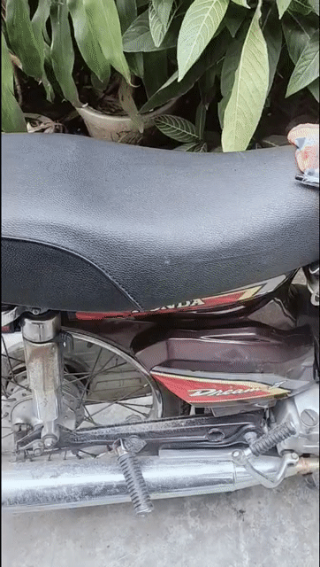 Honda Dream Thái màu Nâu. Mua bán Xe máy tại Quận Hà Đông Hà Nội được đăng bởi Tôm 097337bốn bốn không bốn hình 1