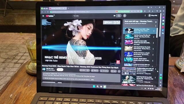 Surface Laptop 2 Cảm ứng. Mua bán Laptop tại Thành phố Mỹ Tho Tiền Giang được đăng bởi Miền Tây hình 1
