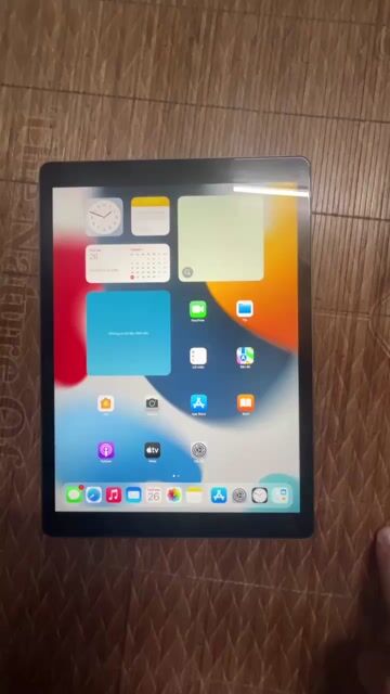 Ipad pro 12.9 32GB Wifi Máy hoạt động tốt, ship HT. Mua bán Máy tính bảng tại Quận Hai Bà Trưng Hà Nội được đăng bởi Đỗ Trung Hiếu hình 1