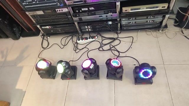 Đèn sân khấu M09 Đen 60W. Mua bán Đèn tại Quận 11 Tp Hồ Chí Minh được đăng bởi Thanh Trúc hình 1