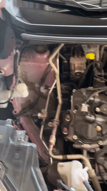 Toyota Veloz Cross 2025 Đỏ. Mua bán Ô tô tại Thị xã Tân Uyên Bình Dương được đăng bởi lâm hình 1