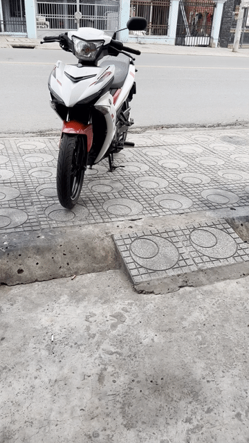 Yamaha Exciter chính chủ 150 Trắng Đỏ 34569 km. Mua bán Xe máy tại Thành phố Thuận An Bình Dương được đăng bởi Nguyễn Hải hình 1