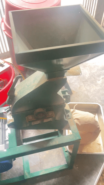 GIẢM 1tr5 - Máy nghiền bột. Mua bán Đồ chuyên dụng, Giống nuôi trồng tại Quận Hà Đông Hà Nội được đăng bởi Đức hình 1