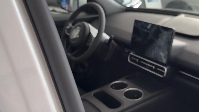 Xe ô tô điện VinFast VF MPV7 Trắng Mới. Mua bán Ô tô tại Huyện Hóc Môn Tp Hồ Chí Minh được đăng bởi Vĩ khang Ngụy hình 1