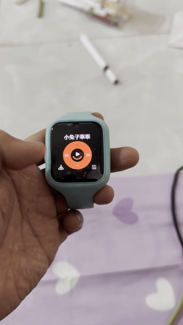 Đồng hồ thông minh Xiaomi Smart Kids Watch 99%. Mua bán Thiết bị đeo thông minh tại Quận Tân Phú Tp Hồ Chí Minh được đăng bởi Hieu Huynh hình 1