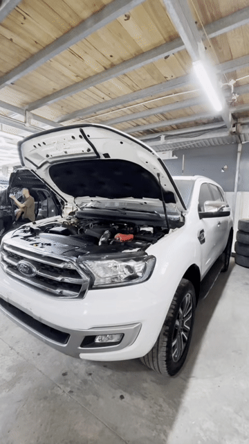 Ford Everest Titanium 2019 Trắng 57000 km. Mua bán Ô tô tại Quận Hà Đông Hà Nội được đăng bởi Nguyễn Hùng hình 1