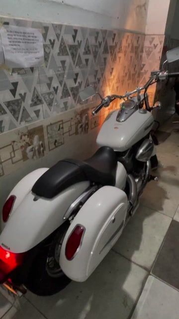 Shadow Spirit 400cc - TRẮNG đẹp keng rất mới. Mua bán Xe máy tại Quận Ngũ Hành Sơn Đà Nẵng được đăng bởi nguyen phat  hình 1