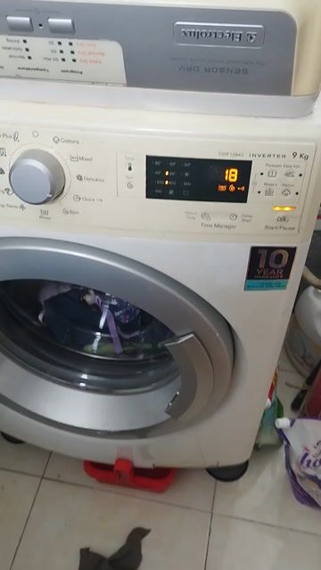 Máy giặt Electrolux 9kg cửa ngang. Mua bán Máy giặt tại Thành phố Thủ Đức Tp Hồ Chí Minh được đăng bởi kenvin hình 1