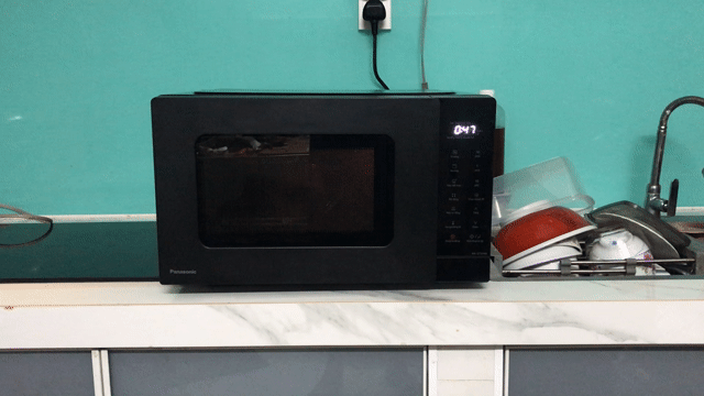 Lò vi sóng Panasonic 20 lít Đen. Mua bán Bếp, lò, đồ điện nhà bếp tại Quận 8 Tp Hồ Chí Minh được đăng bởi Phạm Chí Thiện hình 1