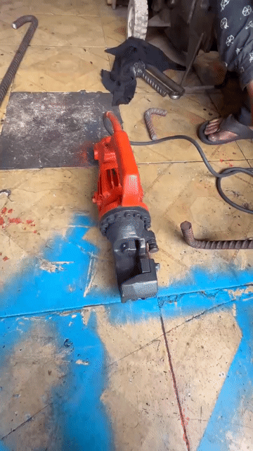 Máy cắt sắt thuỷ lực cầm tay phi 20 Nhật Bản. Mua bán Đồ chuyên dụng, Giống nuôi trồng tại Quận 12 Tp Hồ Chí Minh được đăng bởi Huỳnh Văn Đồng hình 1