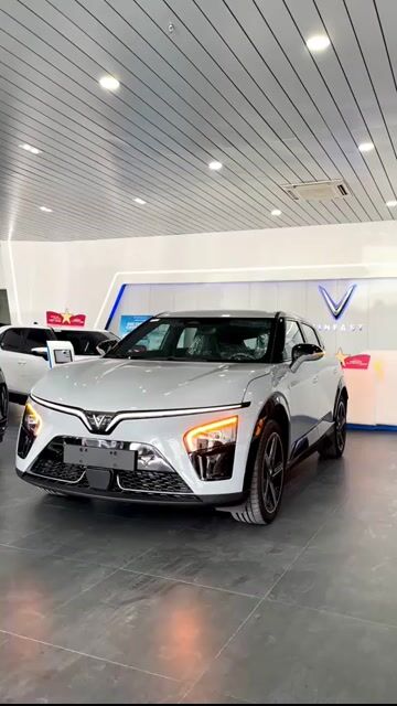 VINFAST VF7 – TRẢ TRƯỚC CHỈ 150 TRIỆU, XE NGAY TAY. Mua bán Ô tô tại undefined undefined được đăng bởi Kỳ hình 1