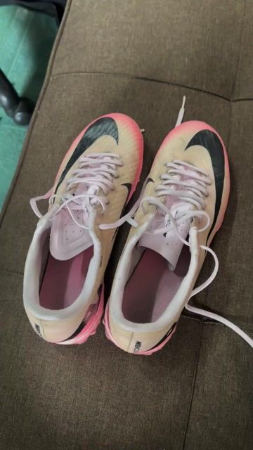 Giày đá bóng Nike Vapor 15 Aca Nam Hồng 40.5. Mua bán Đồ thể thao, Dã ngoại tại Thành phố Buôn Ma Thuột Đắk Lắk được đăng bởi đồ đạc bmt hình 1