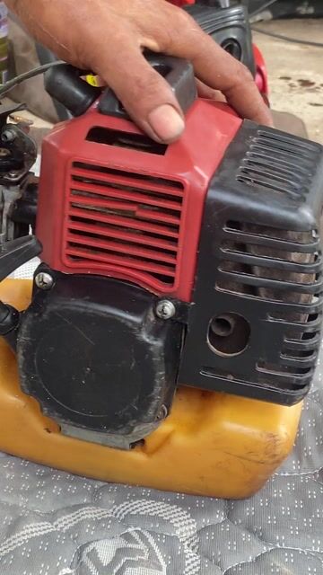 Động cơ cắt cỏ TL33 36 li. Mua bán Đồ chuyên dụng, Giống nuôi trồng tại Huyện Mỏ Cày Nam Bến Tre được đăng bởi Kim phong hình 1