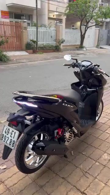 bán xe Anh 2 em bán lấy tiền cưới vợ. Mua bán Xe máy tại Quận Bình Thạnh Tp Hồ Chí Minh được đăng bởi Bảo Hân hình 1