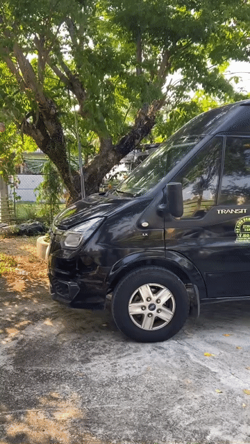 Ford Transit 16 chỗ Đen. Mua bán Ô tô tại Huyện Núi Thành Quảng Nam được đăng bởi Nguyễn thi hoang hình 1
