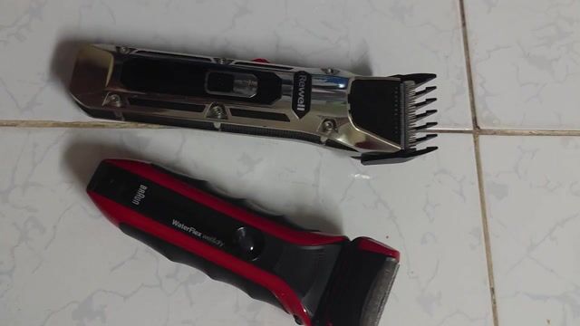 Máy cạo râu Braun WaterFlex Đỏ đen. Mua bán Phụ kiện thời trang khác tại Thành phố Thủ Đức Tp Hồ Chí Minh được đăng bởi Nghĩa Tiệm Đồ Nhỏ hình 1