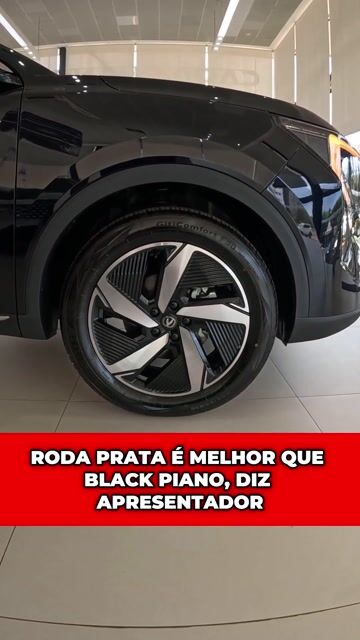 Roda prata é melhor que black piano, diz apresentador