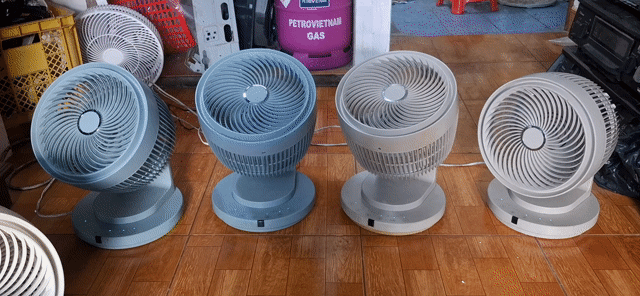 Quạt bàn nhật nội địa. có 3 màu để chọn. Mua bán Quạt tại Thành phố Vũng Tàu Bà Rịa - Vũng Tàu được đăng bởi Vinh Trực hình 1