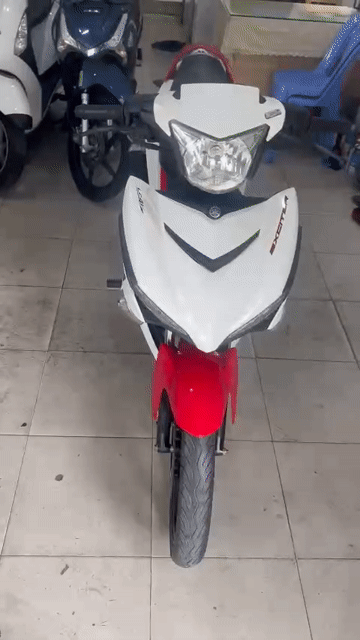 Yamaha Exciter Trắng đỏ 150 đk:2016. Mua bán Xe máy tại Thành phố Biên Hòa Đồng Nai được đăng bởi cửa hàng xe máy Anh Tuấn hình 1