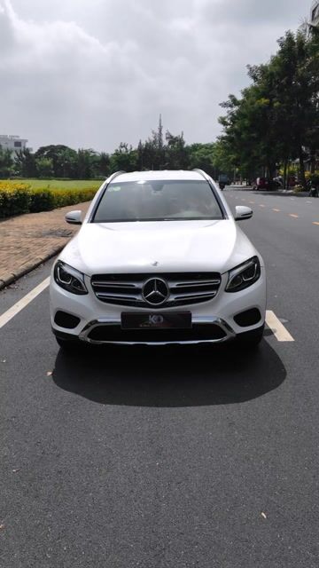 GLC200 Sx 2019 màu trắng nội thất nâu đẹp xuất sắc. Mua bán Ô tô tại Quận 7 Tp Hồ Chí Minh được đăng bởi Dương Phương hình 1