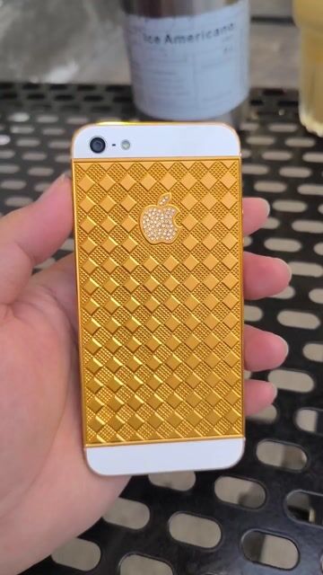 Apple iPhone 5 Vàng Đã qua sử dụng. Mua bán Điện thoại tại Thành phố Thuận An Bình Dương được đăng bởi Nguyễn Lam Phụng hình 1