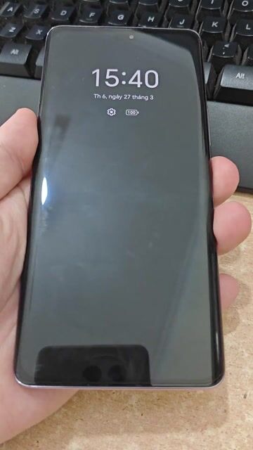 Honor X9C Tím Đã sử dụng. Mua bán Điện thoại tại Quận Cầu Giấy Hà Nội được đăng bởi Chu Khánh Duy hình 1
