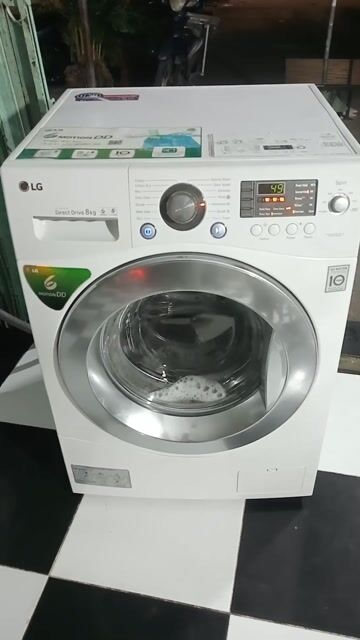 Máy giặt LG Inverter 8kg giặt nước nóng Trắng. Mua bán Máy giặt tại Quận Tân Phú Tp Hồ Chí Minh được đăng bởi Điện Tử Quách Điêu hình 1