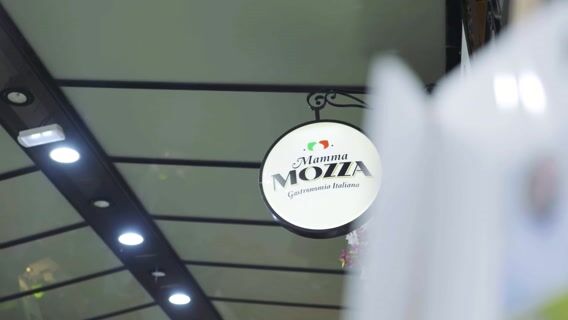 Graphiste : Un métier de passion et de créativité – Interview avec Louanne Atienza