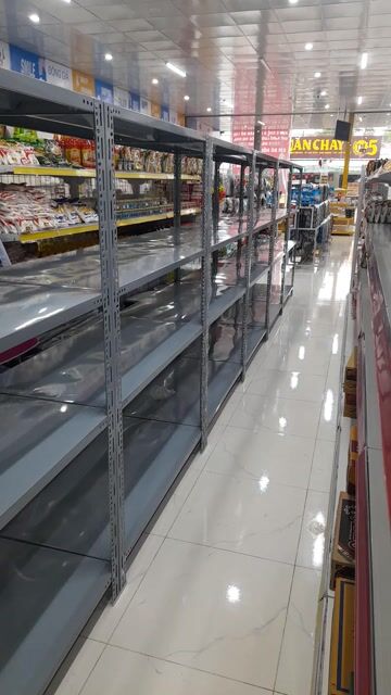 Kệ sắt V lỗ 1m5x1m x40cm 4 tầng. Mua bán Tủ, kệ gia đình tại Quận 8 Tp Hồ Chí Minh được đăng bởi Thu Hoàng hình 1