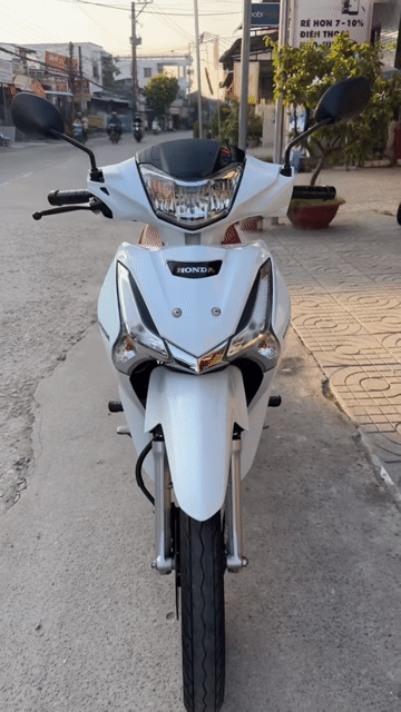 Honda Wave i 125 2022 Trắng đỏ ( hỗ trợ góp ). Mua bán Xe máy tại Huyện Chợ Mới An Giang được đăng bởi Cửa hàng xe Thiên Phước 2 hình 1