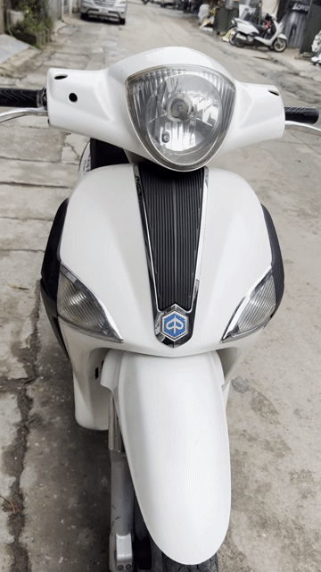 Piaggio Liberty 125 ie màu Trắng đẹp tiết kiệm xăn. Mua bán Xe máy tại Quận Nam Từ Liêm Hà Nội được đăng bởi An Nhiên Nguyễn hình 1
