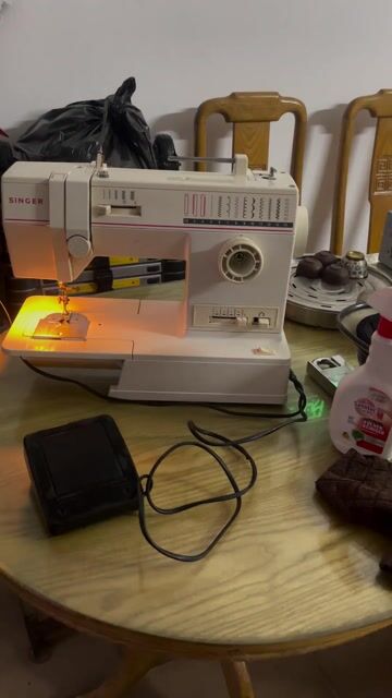 Máy may Singer 9020. Mua bán Đồ chuyên dụng, Giống nuôi trồng tại Quận Bình Thạnh Tp Hồ Chí Minh được đăng bởi AN TOÀN PCCC QUÂN BÌNH THẠNH hình 1