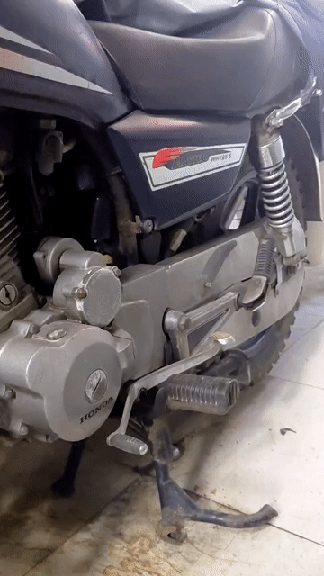 Honda Master 125 Cổ điển. Mua bán Xe máy tại Thành phố Huế Thừa Thiên Huế được đăng bởi Vinh Tho Nguyen hình 1