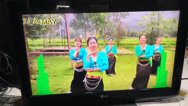 Tivi LCD LG 32LD310 Đen. Mua bán Tivi, Âm thanh tại Quận Tân Bình Tp Hồ Chí Minh được đăng bởi Ngocc ve chai mua ban đt trực tiếp  hình 1