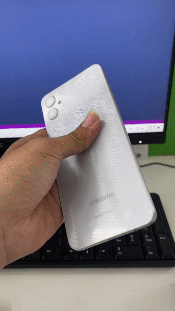Samsung Galaxy A05 128GB Trắng. Mua bán Điện thoại tại Quận 4 Tp Hồ Chí Minh được đăng bởi Quốc Đạt 888 hình 1