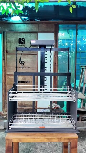 Giá chén nâng hạ điện 800mm Đen đã sử dụng. Mua bán Dụng cụ nhà bếp tại Quận Liên Chiểu Đà Nẵng được đăng bởi CÔNG TY TNHH XÂY DỰNG VÀ NỘI THẤT VOIDI hình 1