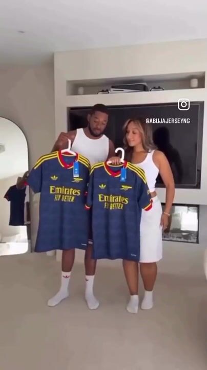 Arsenal Away kit video thumbnail