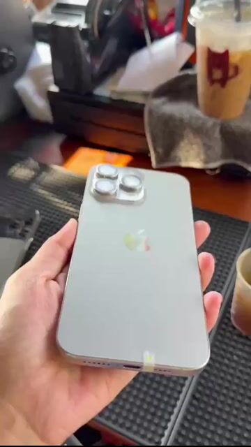 Apple iPhone 15 Pro Max 256GB Xám LLA. Mua bán Điện thoại tại Thành phố Dĩ An Bình Dương được đăng bởi Tiên hình 1